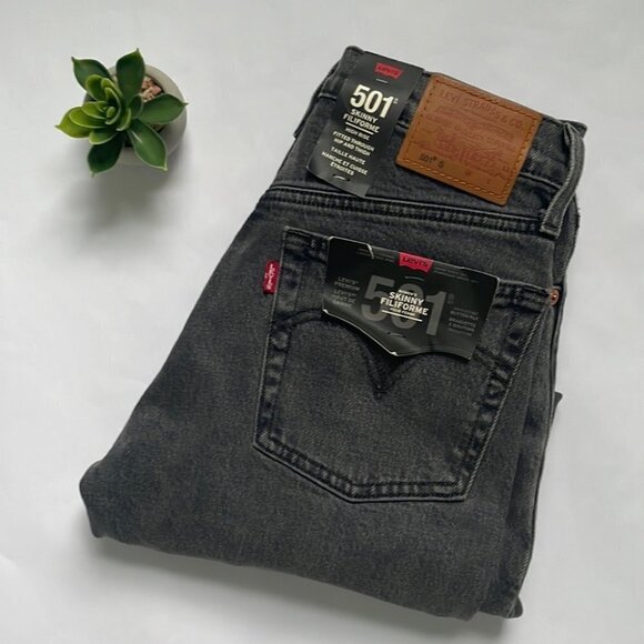 Levi's 501 High Rise Skinny Button Fly - Picture 2 of 16